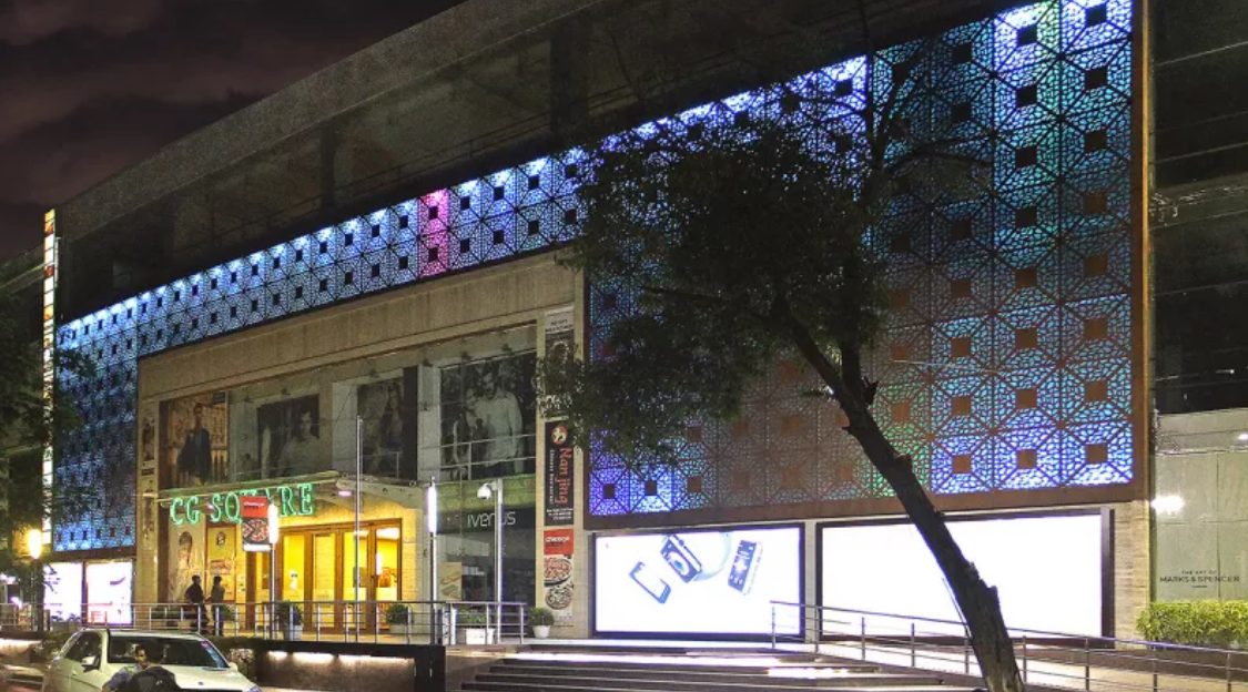 CG Square photo 3