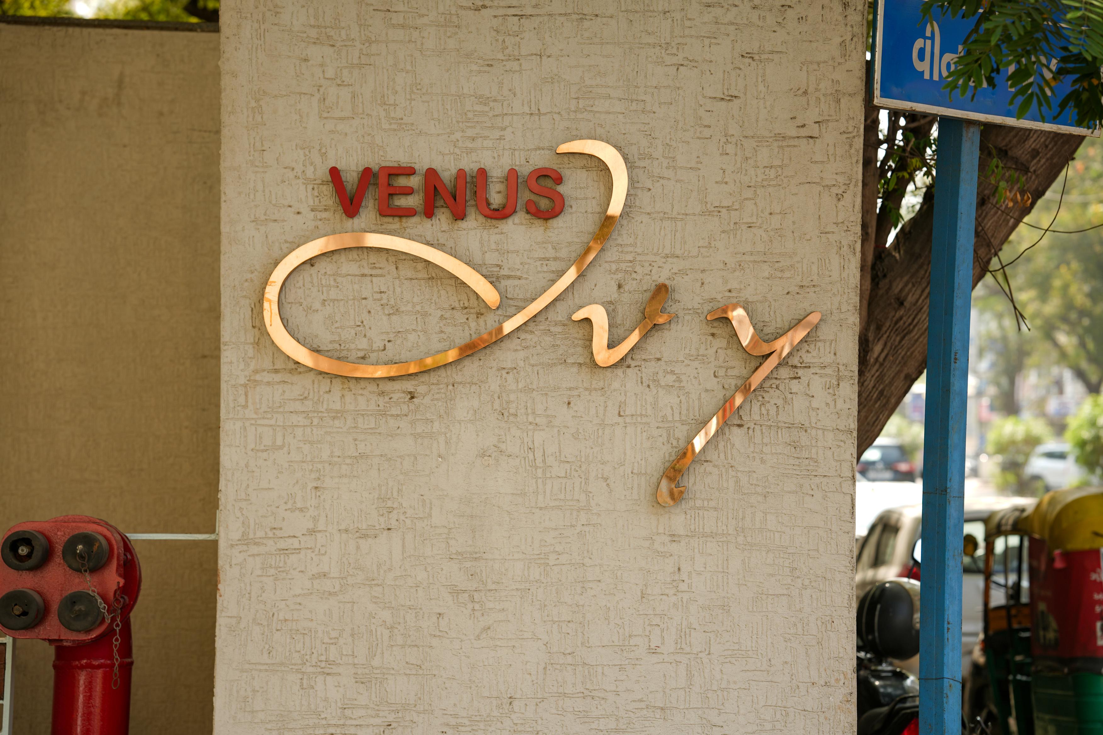 Venus Ivy photo 5