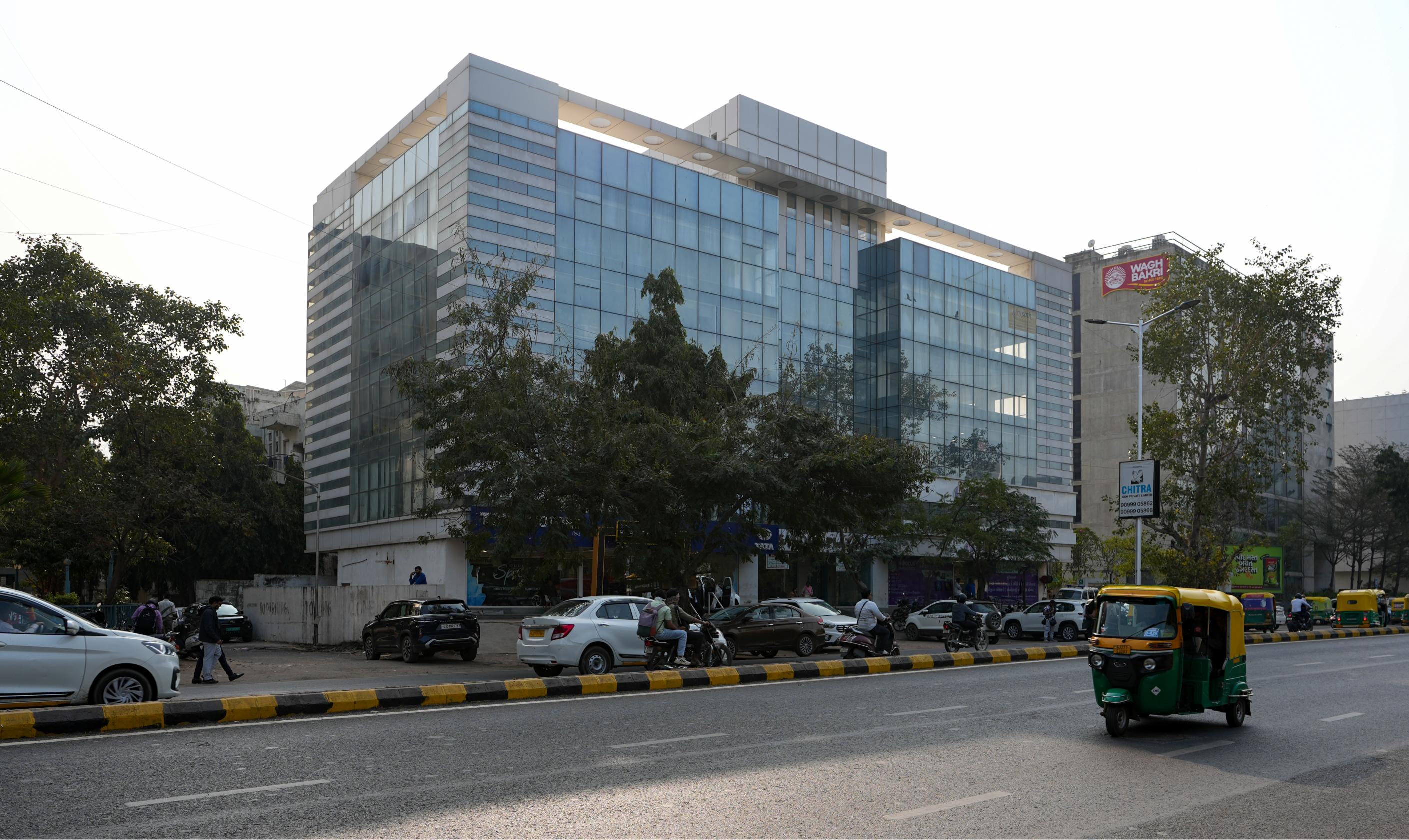 National Plaza 2 photo 3